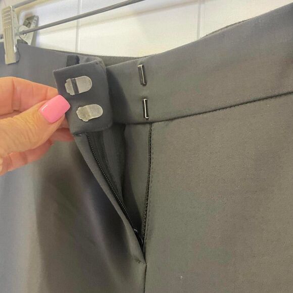 Elie Tahari Women's Size 2 Charcoal Grey Black Wool Blend Pleated Dress Pants - Picture 6 of 13